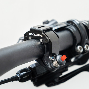 C-alakú kerékpár - fekete