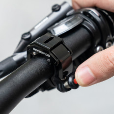 Bicicleta em forma de C - preto