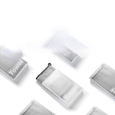 Toalla hecha de microfibra para secar una microfibra 40x80cm gris