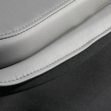 Cadeira de massagem Sakura Comfort Plus 806 cinza — close-up do assento