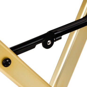 Poltrona Trucco Alluminio Oro — primo piano della base
