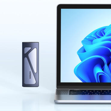 Mājokļu kabata Disk M.2 NVME 10Gbps + USB-C Cable - USB-A / USB-C - USB-C - melns