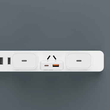 En 30W USB-A nettverkslader - USB-C med en USB-C-kabel - hvit