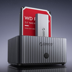IT28E-C dokovacia stanica s klonovacím funkciou na 2 diskoch M.2 NVME 2.5 '' / 3.5 HDD / 2.5 '' SSD - sivá