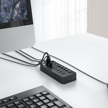 Nav CT2U3-7AB med 7x USB-A-omkopplare - Svart