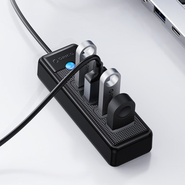 Nav pw4u-u3 distributör USB-A - 4x USB-A - Svart