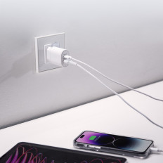 Dodávka napájania USB-A USB-C 20W - Biele doručovacie nakladač