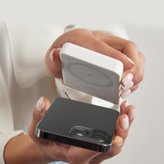 Powerbank 5000 mAh USB-C compatibile con Magsafe - Bianco