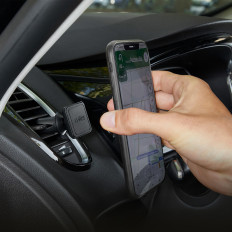 Magnetic Car Holder for en smarttelefon for en forsyningsgrill - svart