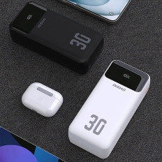 PowerBank 30000mAh ar iebūvētiem kabeļiem PD 22,5W - balts