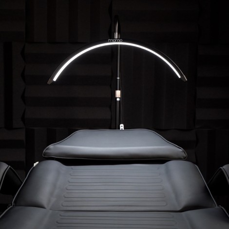 Eyelash Treatment Lamp MOMO MX6 sort — forfra