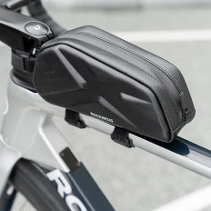 Ot Stiffeded Bicycle Bag vodoodporna na okvir 1.4l - črna