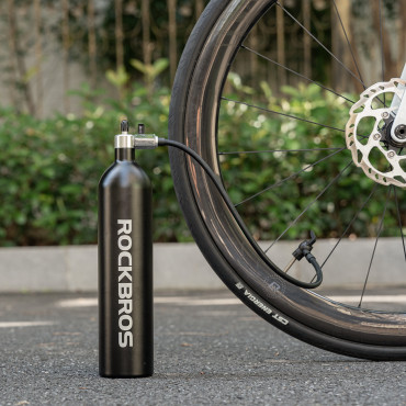 Trykktank for pumping av fliserbelastelige dekk. Tubeless 200 psi 1.2l