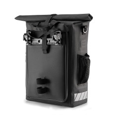 Panel na kole s vodotěsným batohem s hákem helma helma - černá