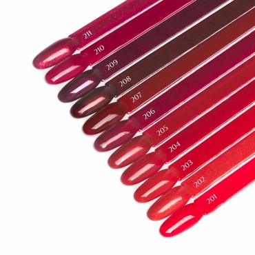 OCHO NAILS Υβριδικό βερνίκι νυχιών κόκκινο 202 - 5 g — κοντινό πλάνο