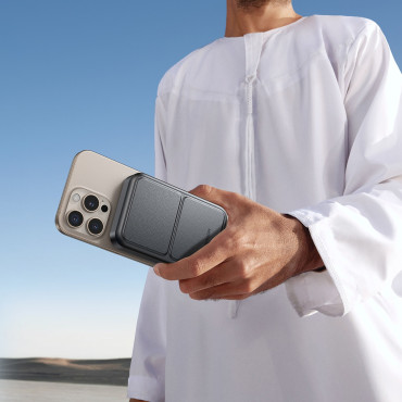 PowerBank 10000Mah 22.5W qi2 jr-pbm11 magsafe s stojalo - črna