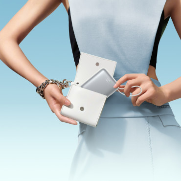 Powerbank 10000mAh 22.5w med indbyggede USB-C Lynkabler - Hvid