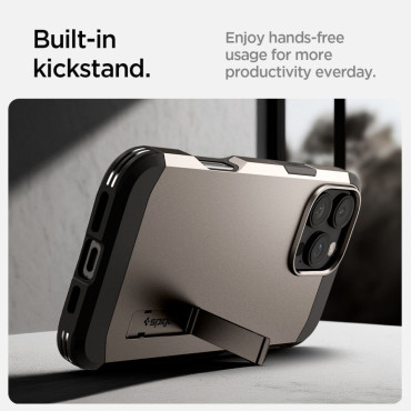 Case Case su iPhone 16 Pro con Armatura dura Magsafe - Gunmetal