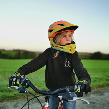 Kinderfahrradhelm mit abnehmbarer Kiefergröße S - gelb und orange