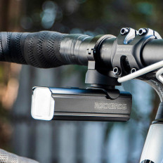 Predné bicykelové svetlo 1000 lm s káblom USB-C - USB-A - čierna