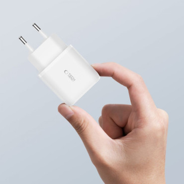 USB-C PD 20W / USB-Ένας φορτιστής δικτύου QC 3.0 με USB-C / iPhone Lightning - White