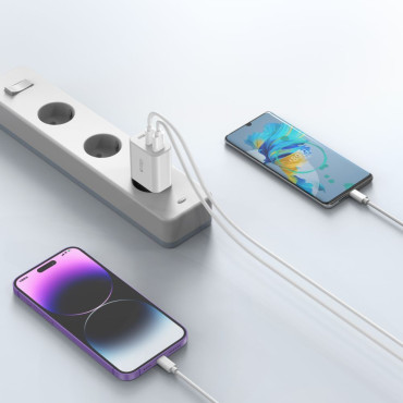 2x USB-C PD / USB-A Carregador de Rede QC 30 W - Branco