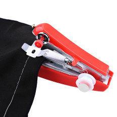 Mini macchina da cucire portatile fatta a mano senza energia - rosso