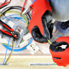 Insulated wire for cables 0.2-6 mm