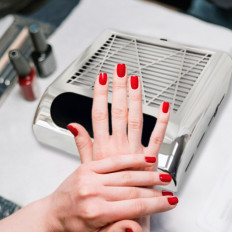 Dust collector for nail polishes