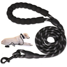 Trainingsriem voor een hond met reflecterende inserts sterke 1,5 m