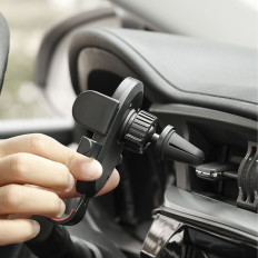 Suporte de carro para o telefone na placa de janela xadrez