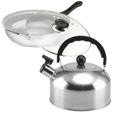 Een reeks keukenpotten met een waterkoker met een pan-gasinductie - 11 EL.