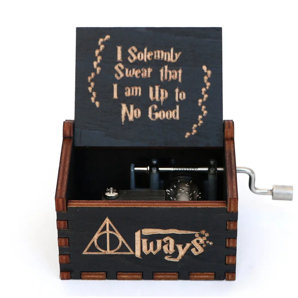 Nyrkkeily Harry Potter Hand Outdoor Löydä kaunis kuvio kirjoitus on valmistettu puumekanismista