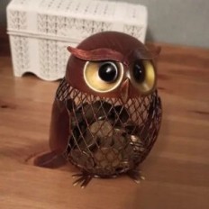 Metalo iždas pelėda su 10 4x13,6 cm matmenimis.