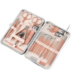Zestaw do manicure i pedicure 24 narzędzi profesjonalny komplet do pielęgnacji paznokci rąk i stóp w domu lub salonie
