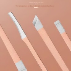 Maniküre und Pediküre Set 24 Werkzeuge Professionelles Set für Nagelpflege Hände und Füße zu Hause oder in Wohnzimmer