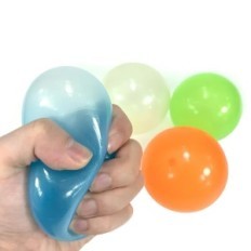 Antistress Balls Sticky Glödande 4 st 65mm Set av belysningsbollar för tak och sensorisk kul