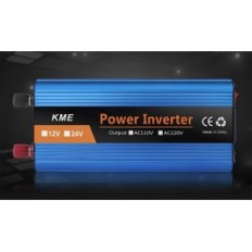 Bilomriktare med en kapacitet på 2600W (12V-220V) spänningsomvandlare för att driva AC-enheter i en bil eller karma