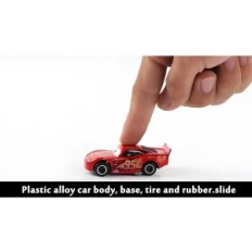 Set av tecknade tecknad filmbil leksaksbilar. Miniatyrbilar med tecken från filmbilar