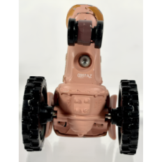 Jouet avec des voitures de conte de fées, tracteur avec fantastique figurine de voiture du film de la voiture