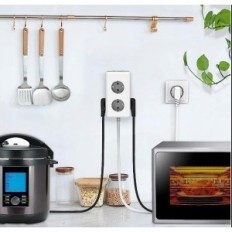 Tessan maitinimo juosta su 6 lizdais ir 3 USB