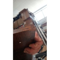 Scrivania del computer marrone con 2 cassetti display 120 x 50 x 87 cm danneggiato