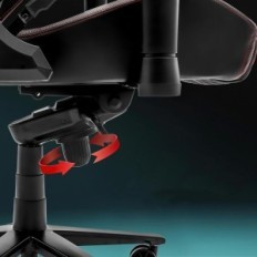 Poltrona rotante da gioco Old, backrest regolabile, bracciolo, nero