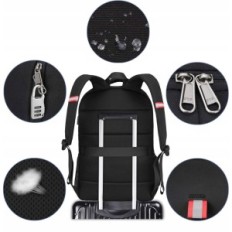 Laptop Travel reppu, jossa on suuri varkaudenesto USB mustalla