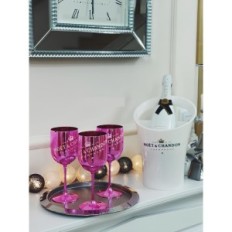 Lasi Moët & Chandon Ibiza 1 kpl. Vaaleanpunainen kulta. Ylellinen juusto ja samppanja