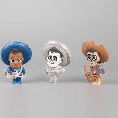 Skup figura iz bajke s tajnicom coco 8 komada dekorativnih figurica iz filma Coco savršenog za ljubitelje animacija i kolektora