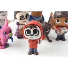 Figų rinkinys iš pasakos su slaptu Coco 8 vienetų dekoratyvinių figūrų iš filmo "Coco" puikiai tinka animacijų ir kolekcininkų g