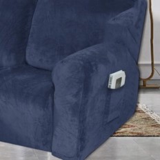 Cover for a recreation chair for 3 people, 8 partly with a lateral pocket