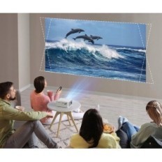 Mini projektor s Akiyo On1 Full HD 1080p stativ kompaktni prijenosni projektor s jasnom imidžom i bazom u setu