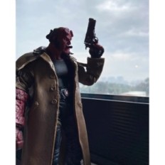 Figurka Hellboy Ron Pearlman 18cm pohybující Hellboy 2